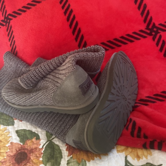 UGG Knit Sweater Tall Women's Boots Size 8 - Picture 4 of 8